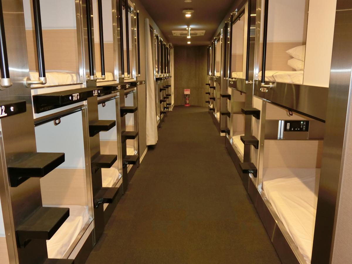 Capsule Hotel Valie Ebisucho Osaka Dış mekan fotoğraf