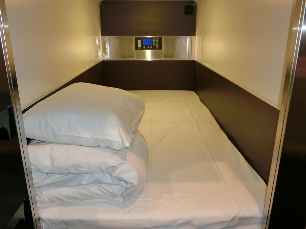 Capsule Hotel Valie Ebisucho Osaka Dış mekan fotoğraf
