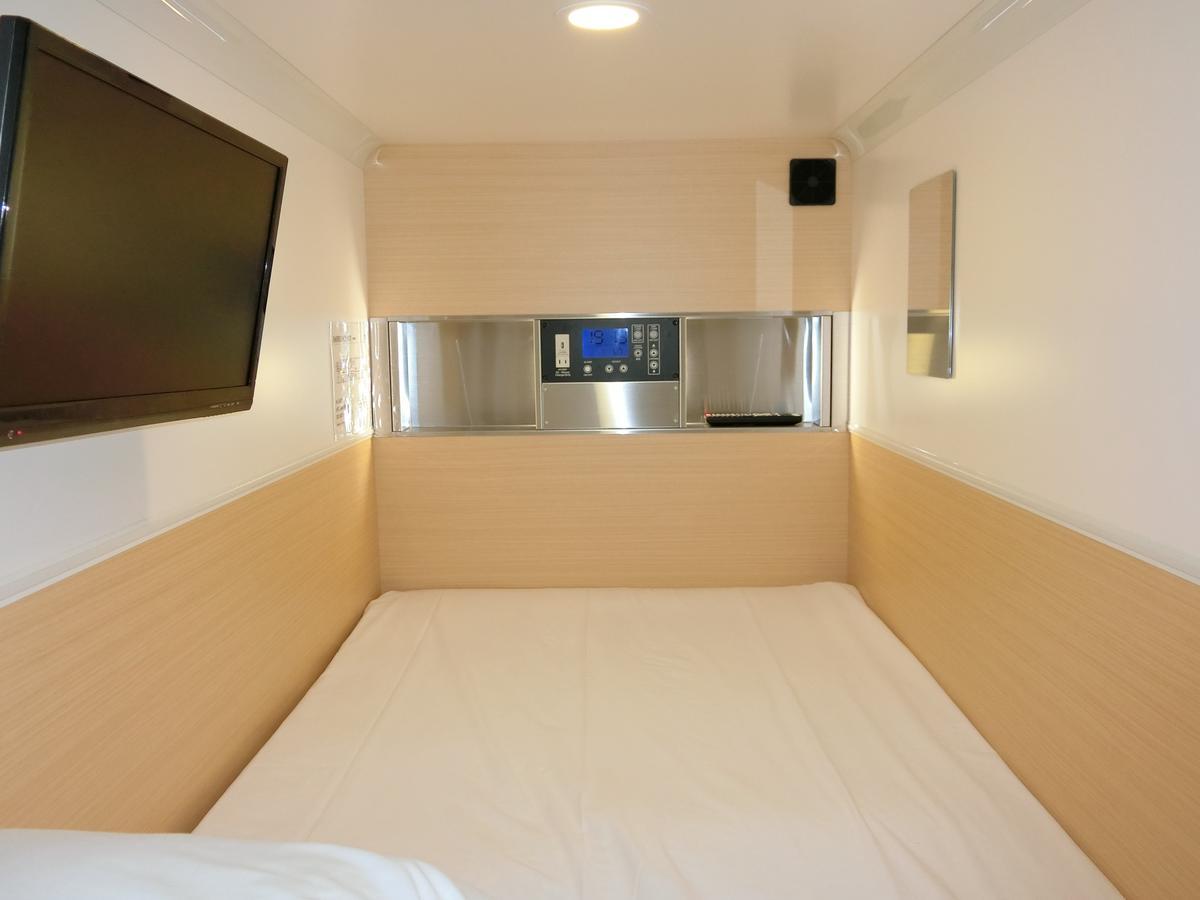 Capsule Hotel Valie Ebisucho Osaka Dış mekan fotoğraf