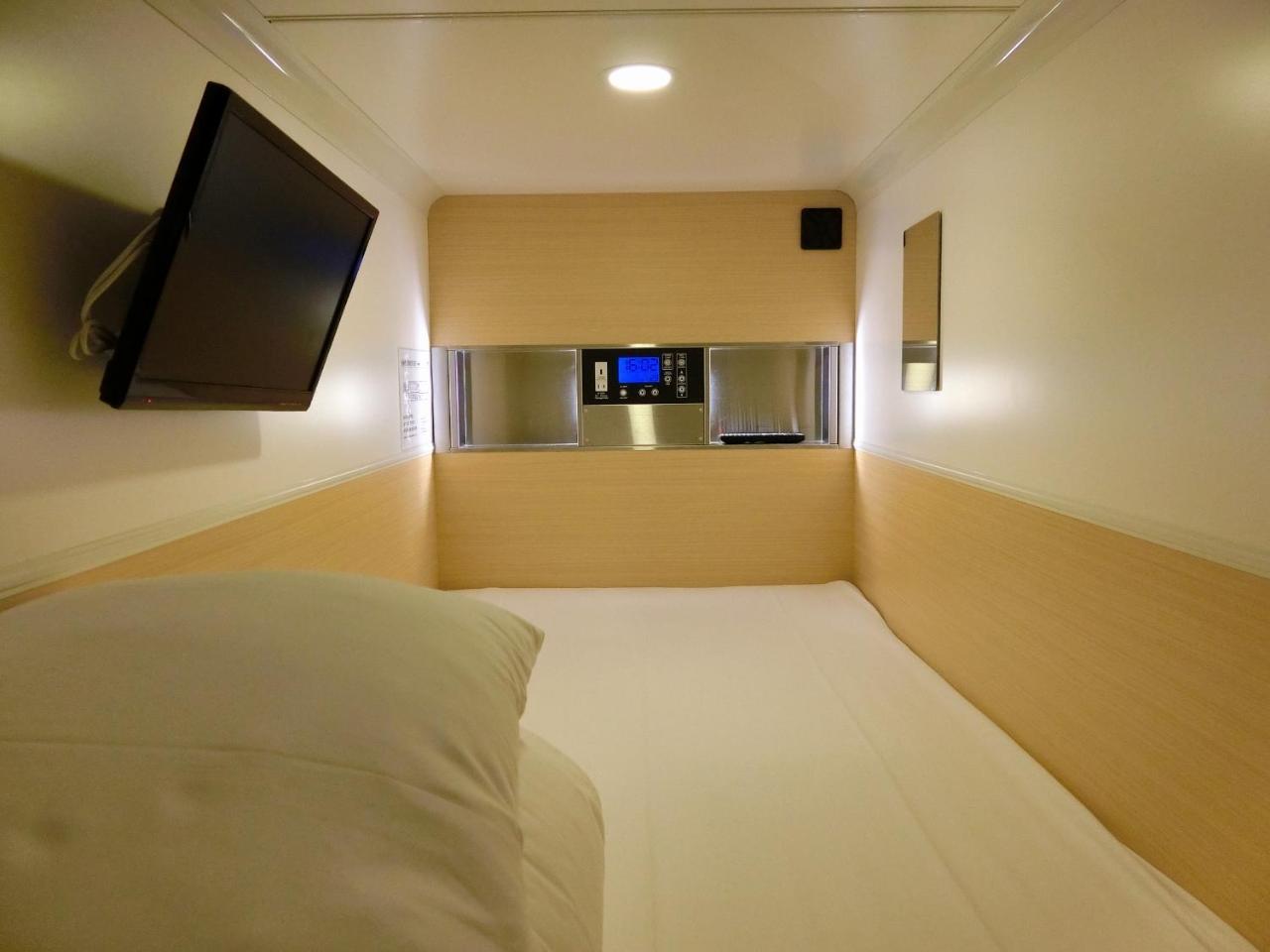 Capsule Hotel Valie Ebisucho Osaka Dış mekan fotoğraf