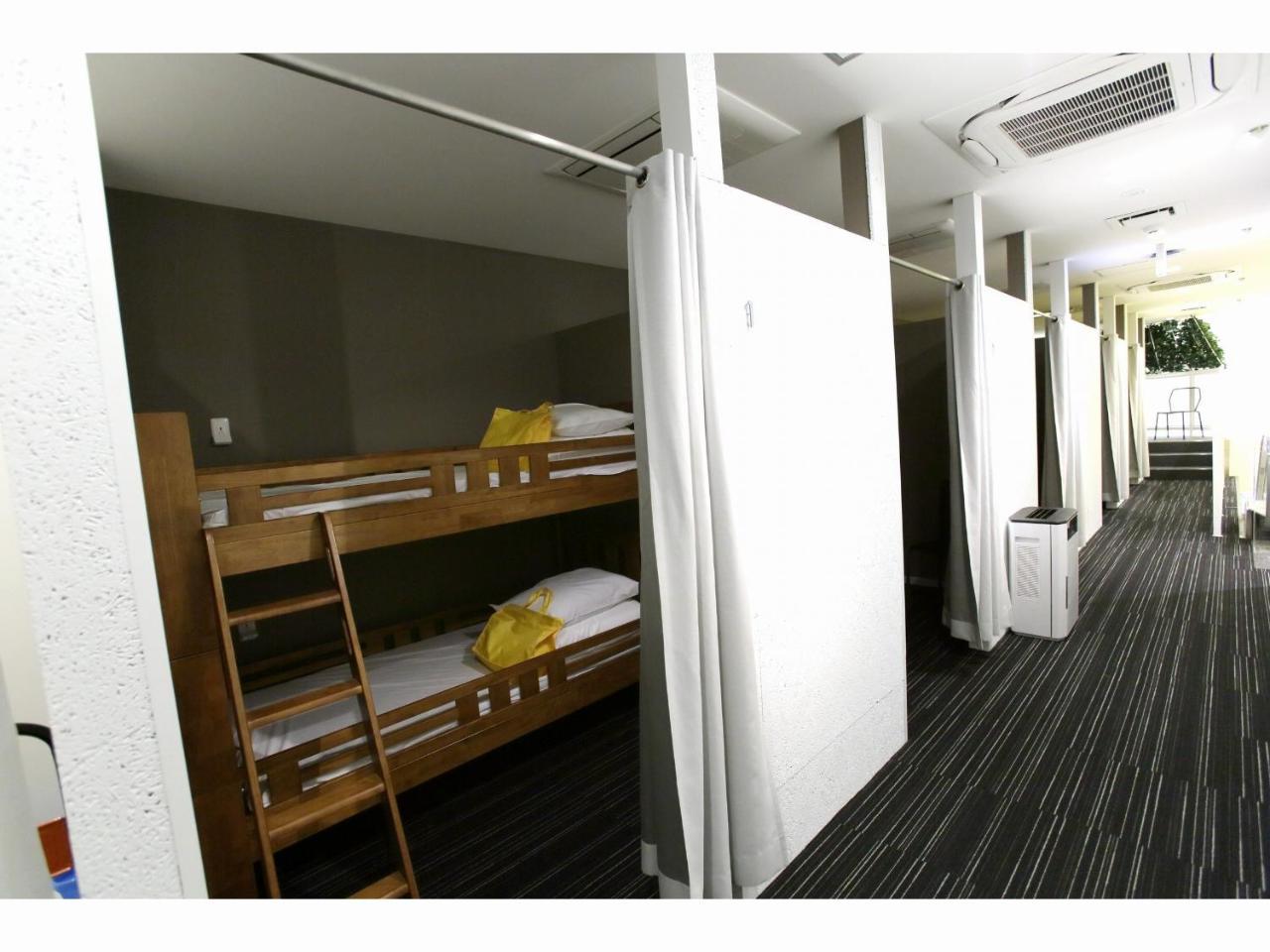 Capsule Hotel Valie Ebisucho Osaka Dış mekan fotoğraf