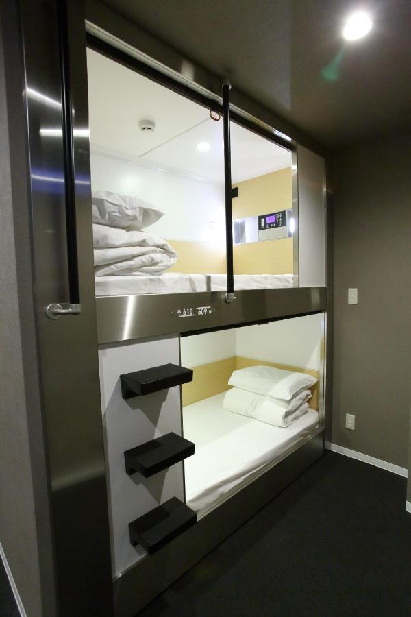Capsule Hotel Valie Ebisucho Osaka Dış mekan fotoğraf