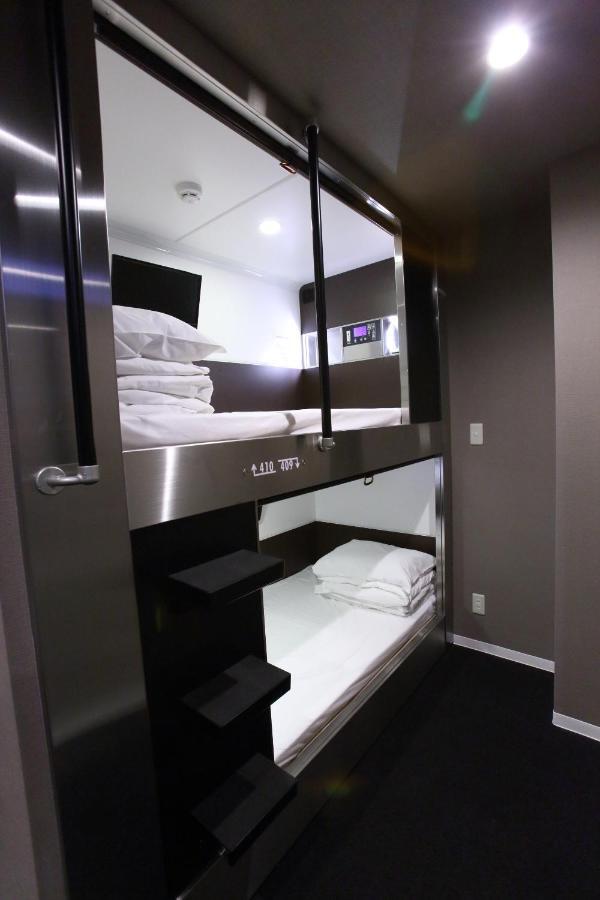 Capsule Hotel Valie Ebisucho Osaka Dış mekan fotoğraf